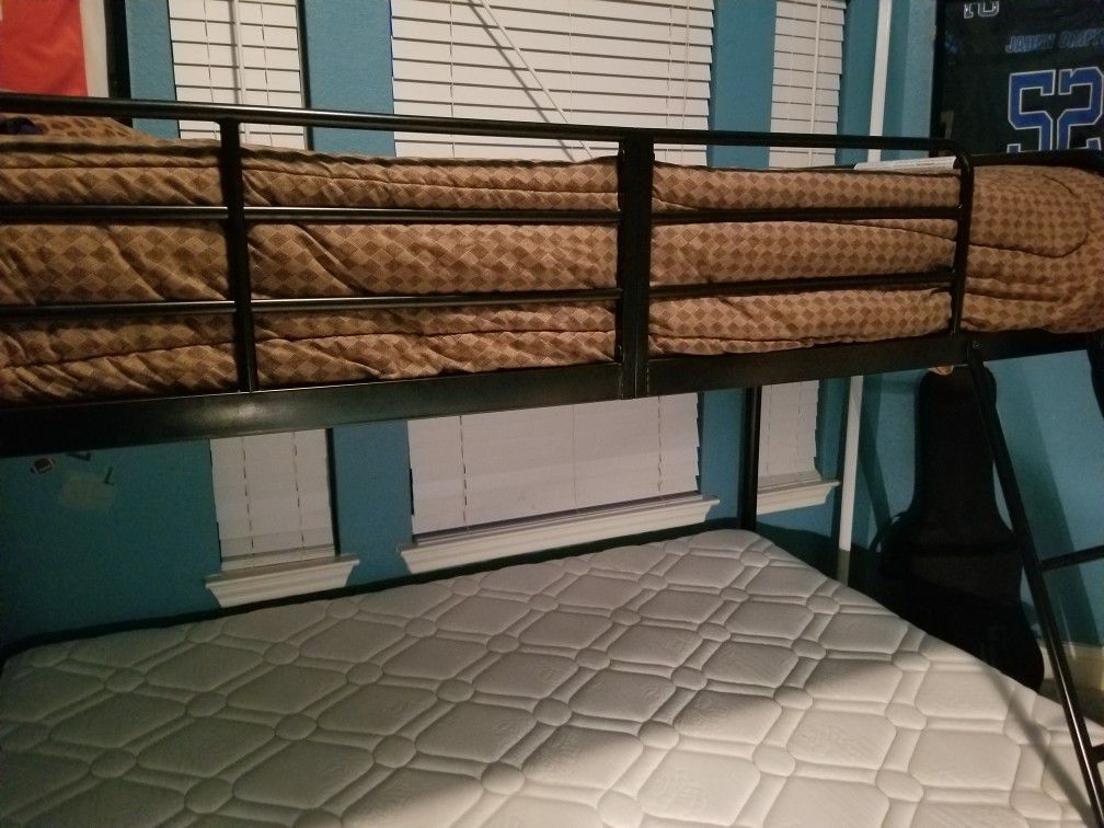 Black iron bunk bed