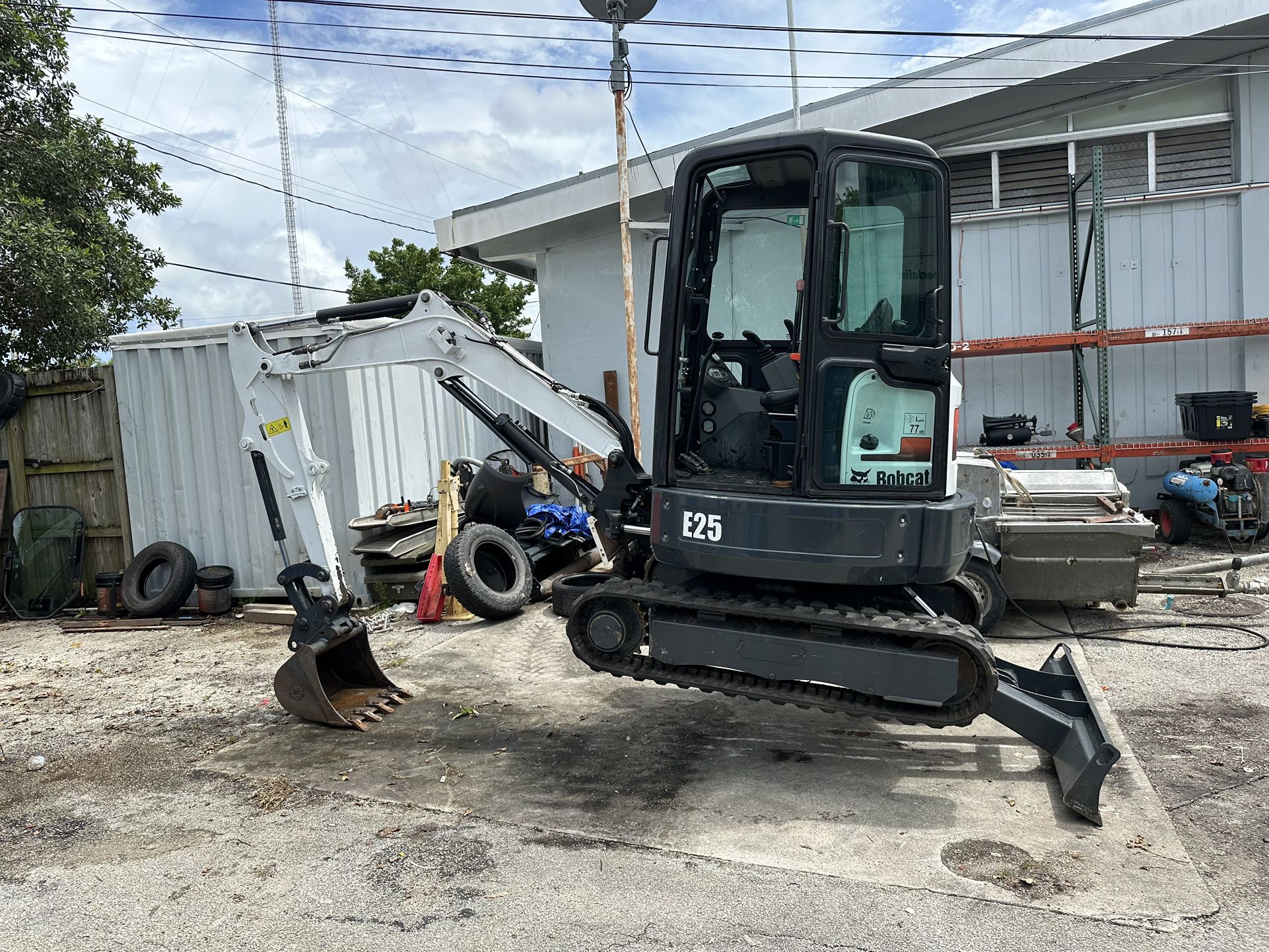2018 BOBCAT E25 Excavator