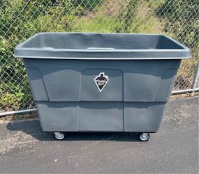 Tough Guy 27 Cu. Ft. Cube Truck
