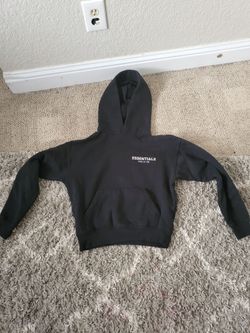 Essentials fear of God hoodie (Black)