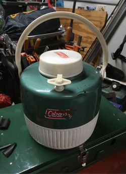 Vintage Green Coleman 1gal Water Jug
