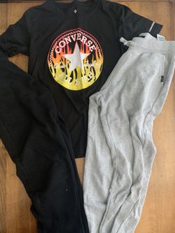 Boys Size M 10/12 Sweatpants And Shirt 