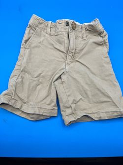 Baby Gap boys beige shorts size 4