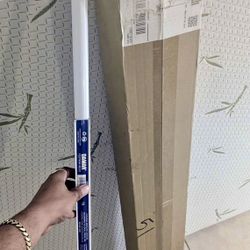 Tubos de luz fria 32 w T8( paquete de 25 tubos por 55)