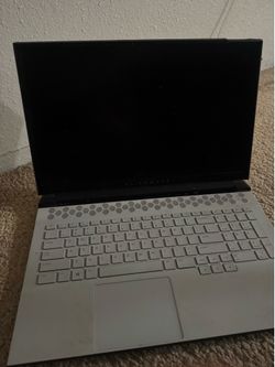 Dell Alienware M17 R3 17 i7