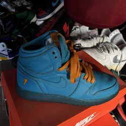 Jordan 1 Gatorades 