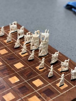 Hand-Carved Bone Chess Set w/ Folding Wooden Board – Intricate Indian Carvings – Complete