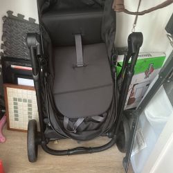 Mom Push Stroller (free)