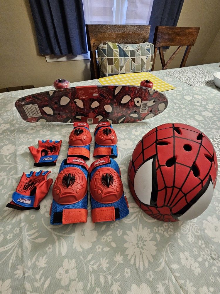 SPIDER MAN Skateboard Set