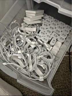 Apple Accessories (Brand New)