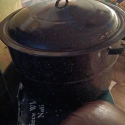 Big Cooking Pot