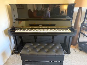 Yamaha U3 Piano