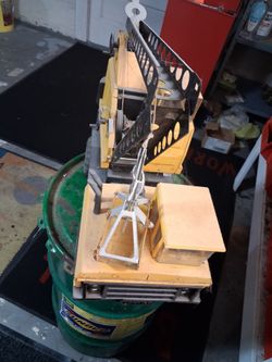 Old TONKA TOY CRANE