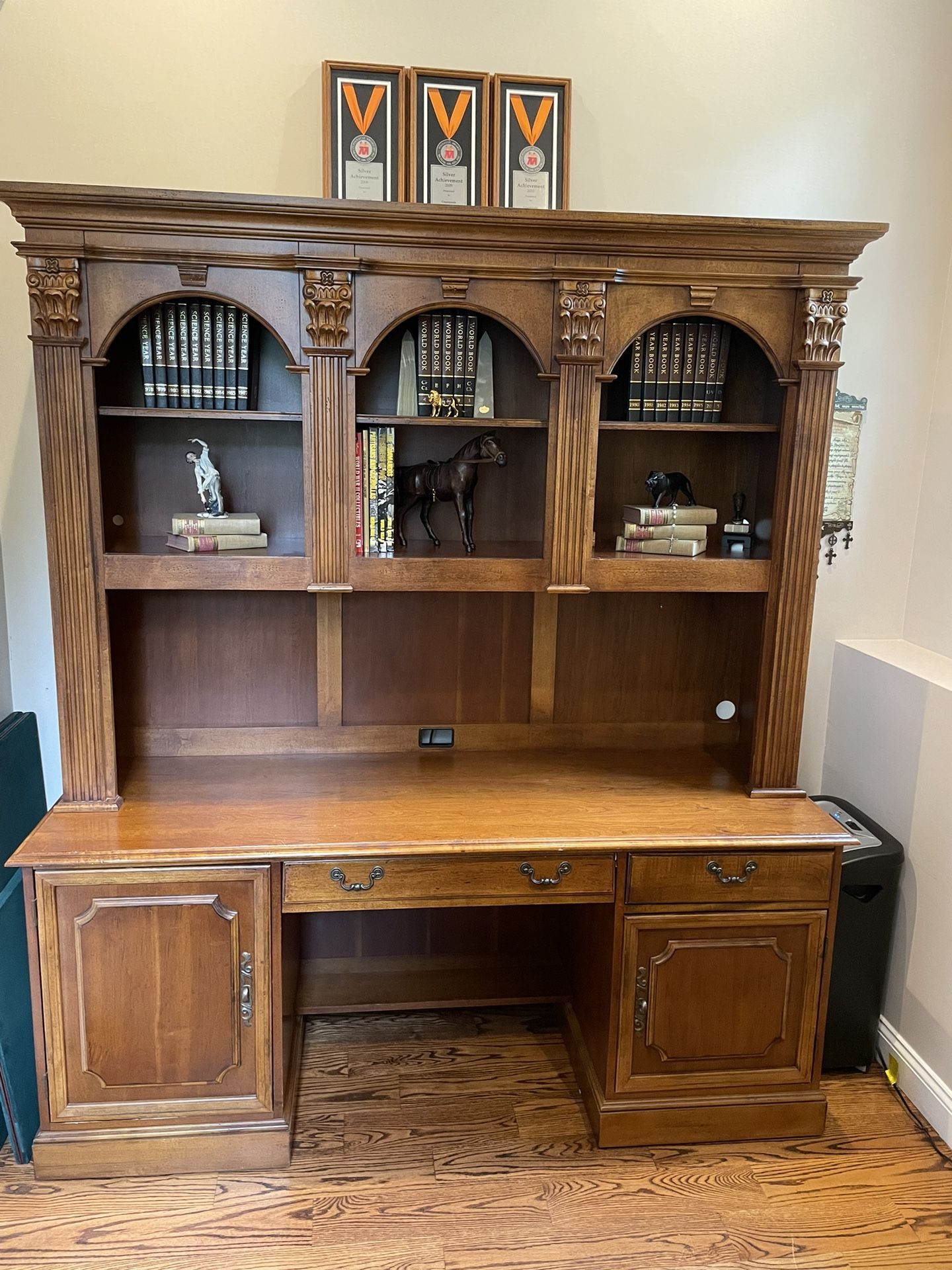 Hooker Furniture, European Renaissance, Solid, Walnut, Computer, Desk And Hutch
