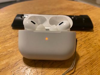 Apple AirPods Pro 2nd Generation (Read Description)