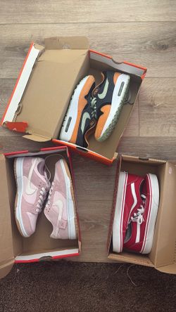 Women’s Nike 7.5