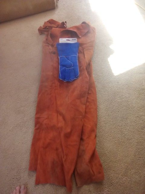 Brand New Weld Overalls And Gloves