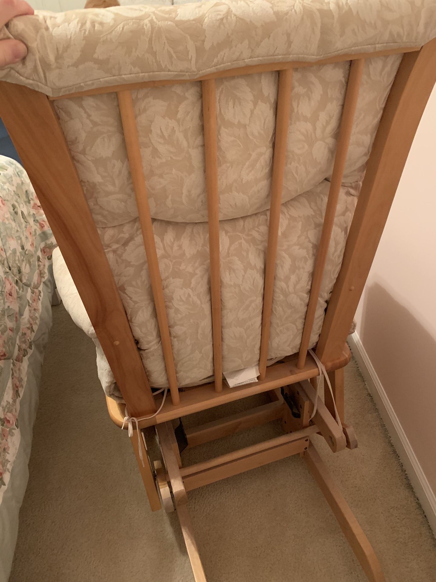 Shermag Glider with reclining lock and gliding ottoman