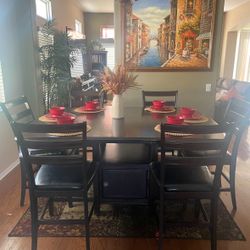 Dinning Table 