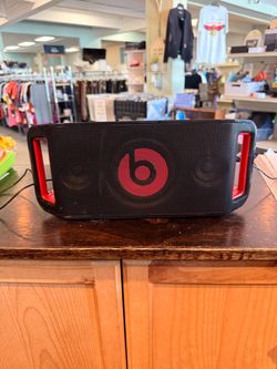 Beats by Dr. Dre Beatbox Portable Speaker