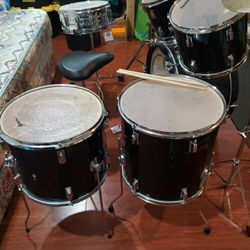 Very nice drums set
