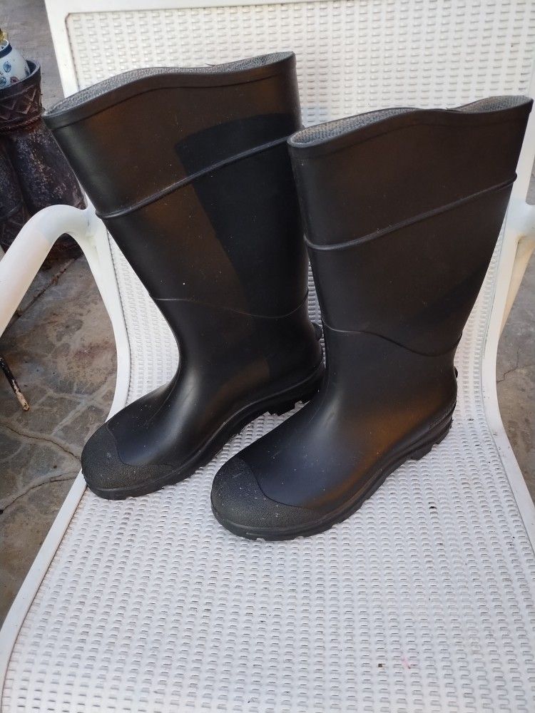 Rubber Boots 