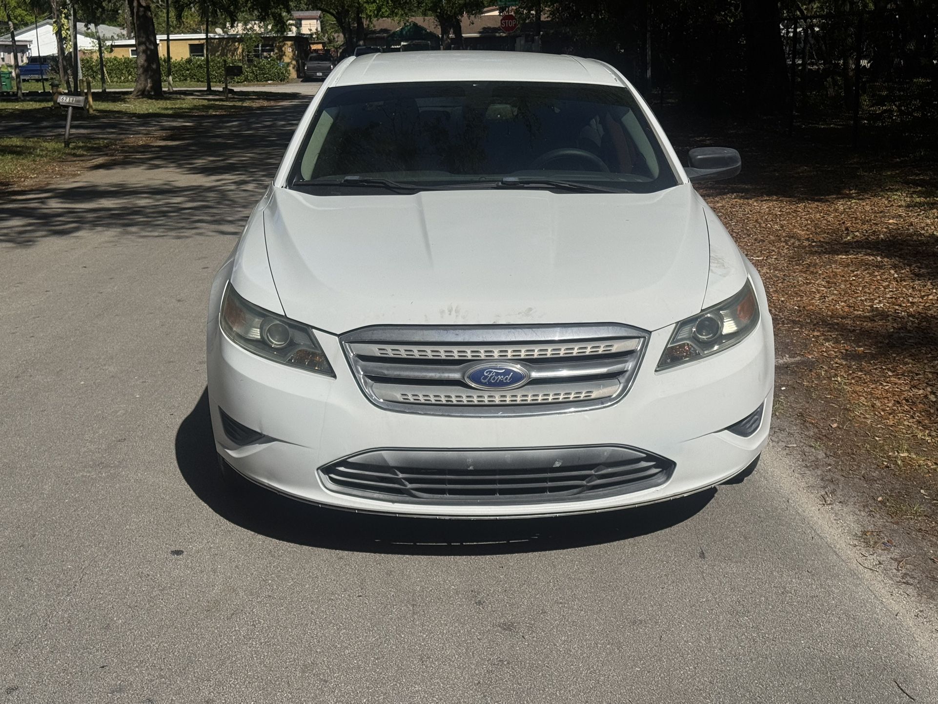 2011 Ford Taurus