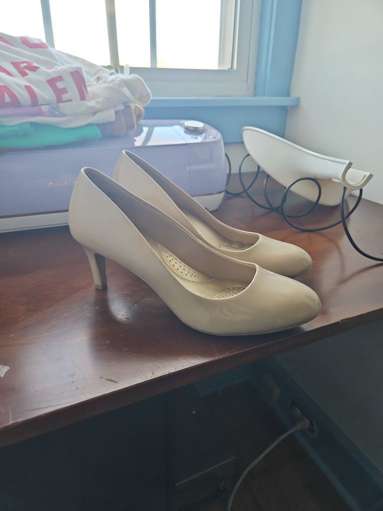 Tan High Heels Size 10w