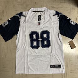 Dallas Cowboys Ceedee Lamb jersey 