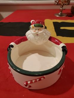 Santa Claus Ceramic Dish - Excellent condition