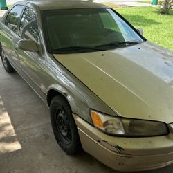 1999 Toyota Camry