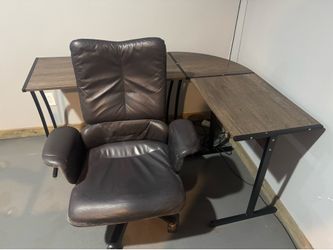 L shaped Desk and Chair