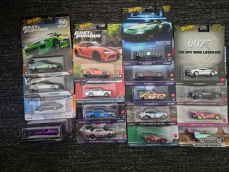 Assorted diecast, hot wheels, matchbox, Jada and kaido house
