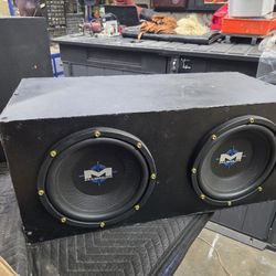 MTX Magnum Dual 10" 800 Watt Subwoofers W/ Enclosure 