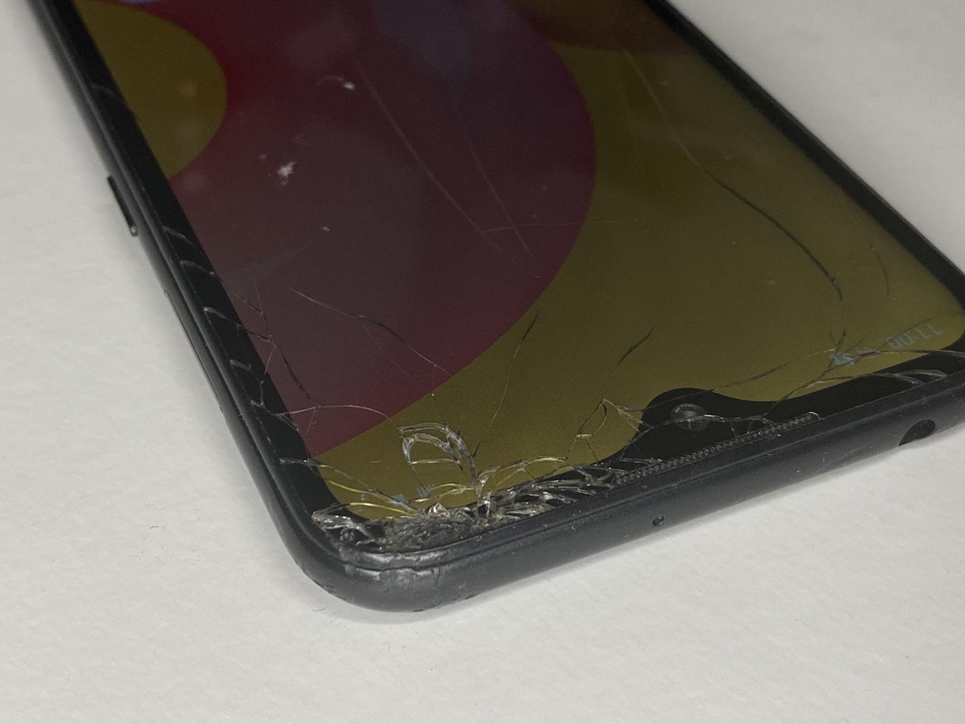 Samsung Galaxy A01 Used Cracked Glass