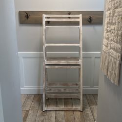 Wooden Ladder Shelf