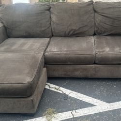 Come Get Now Really Nice Grey Plush Sectional