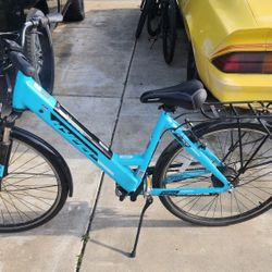 Hyper 36v Electric Assist City Bike