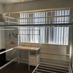 Bunk Bed Twins With Desk