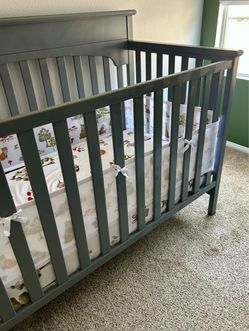 Children’s Graco Matching Crib and Changing Table