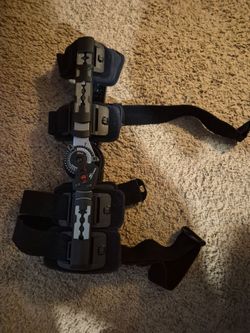 Donjoy Xrom knee brace(flexible)