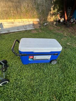 Igloo 110qt ice chest