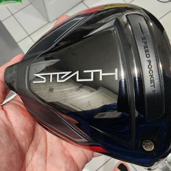 Taylormade Stealth Driver 10.5° Head Only With Head Cover Use But Like New 