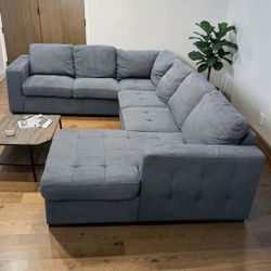 Large Blue Sectional Couch With Chaise 