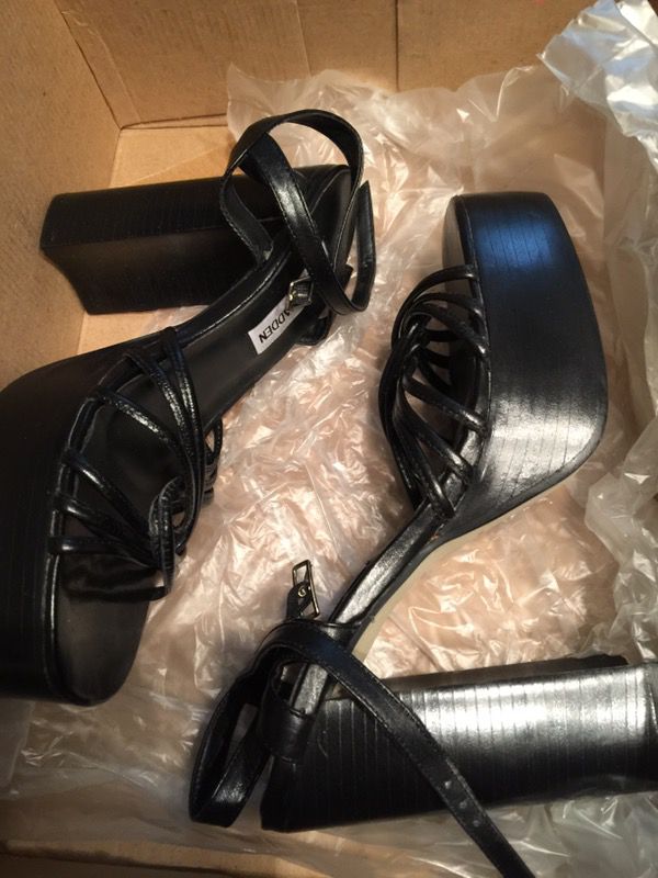 Steve Madden black Leather Platform Dancer Shoes size 6