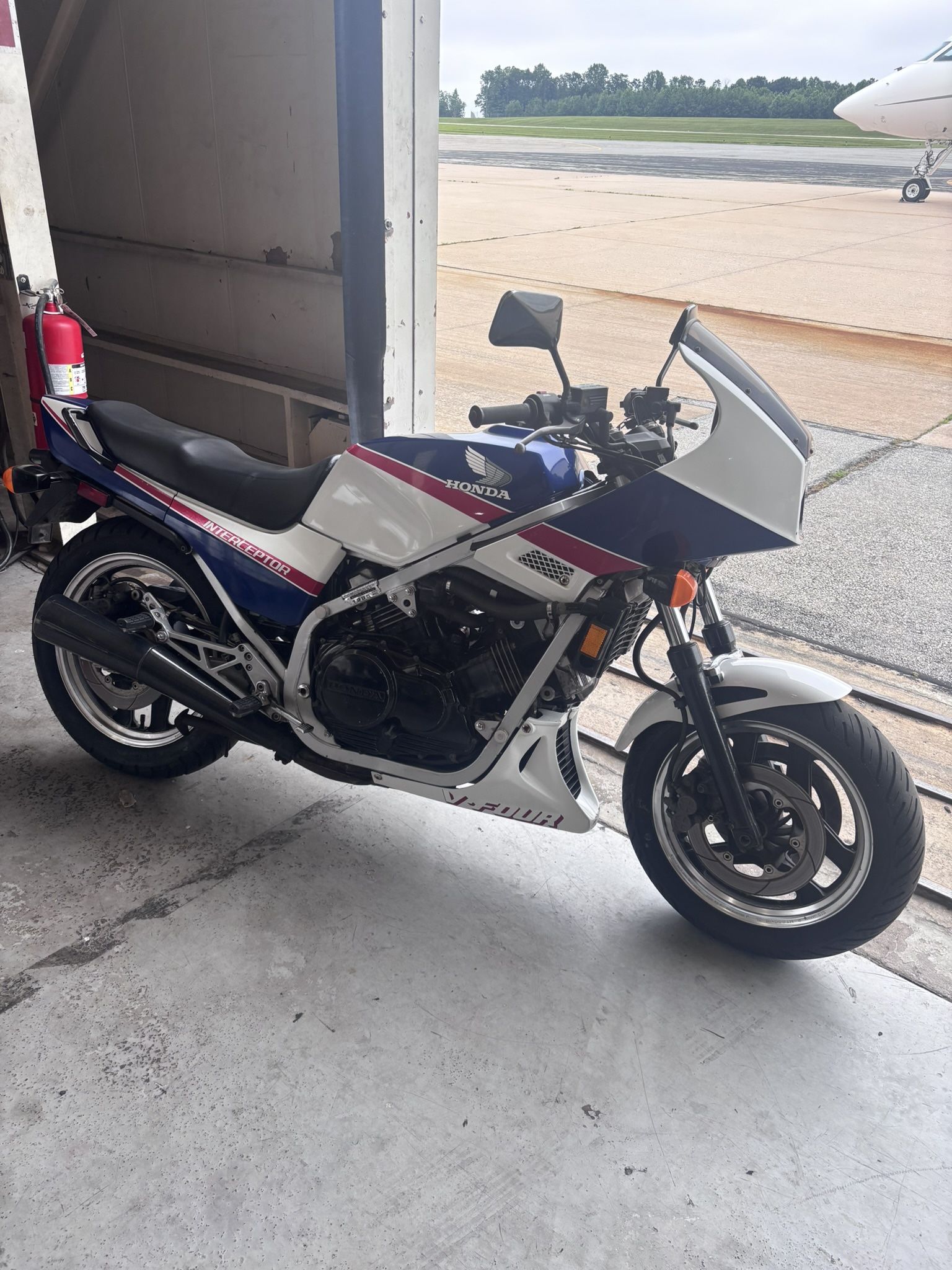 1985 Honda Interceptor VF700F
