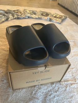 Yeezy Slides
