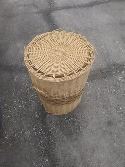 Wicker basket