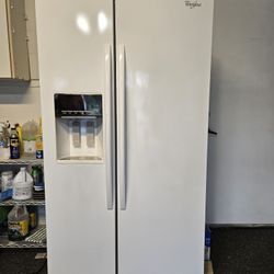 Whirlpool Side By Side Refrigerator/Freezer