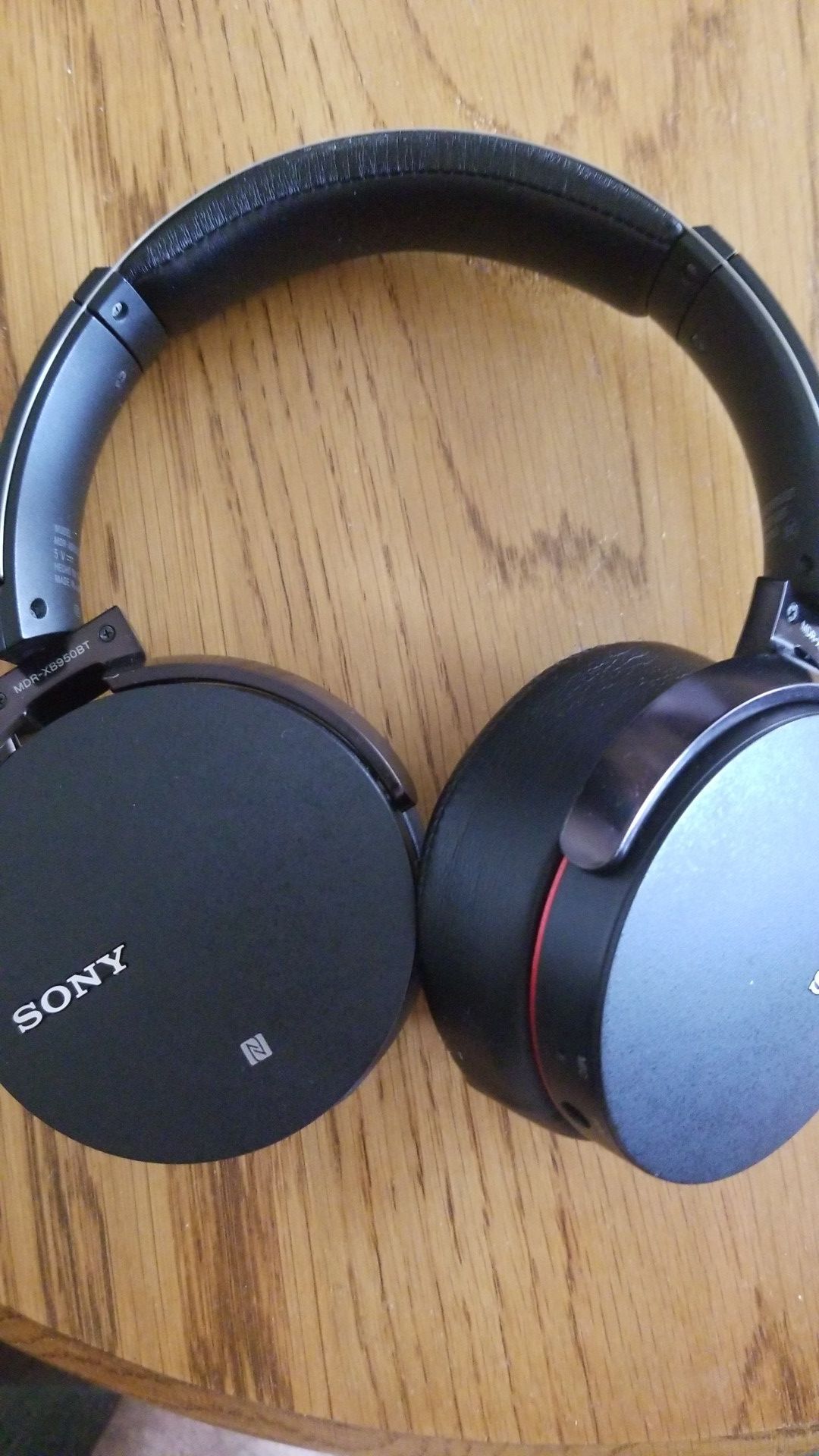 Sony MDR-XB950BT over ear headphones